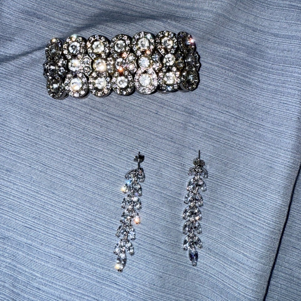 Silver Crystal Jewelry Set